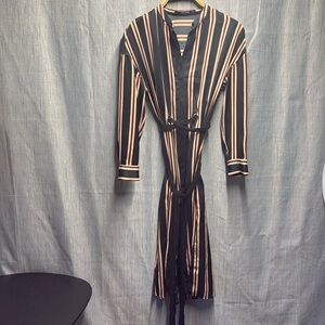 Zara long sleeve tie up dress size XS